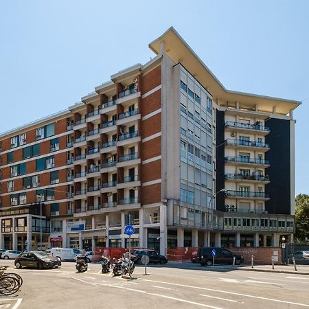 Studio 24 - Holiday & Business Apartment Bologne Extérieur photo